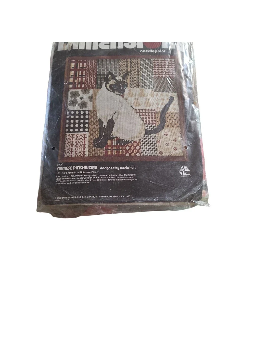 Dimensions #2009 White Siamese Patchwork Needlepoint Kit 1978